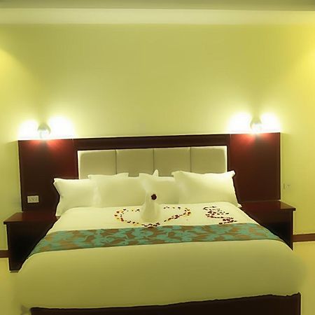 Winn Hotel - Бахир Дар Екстериор снимка
