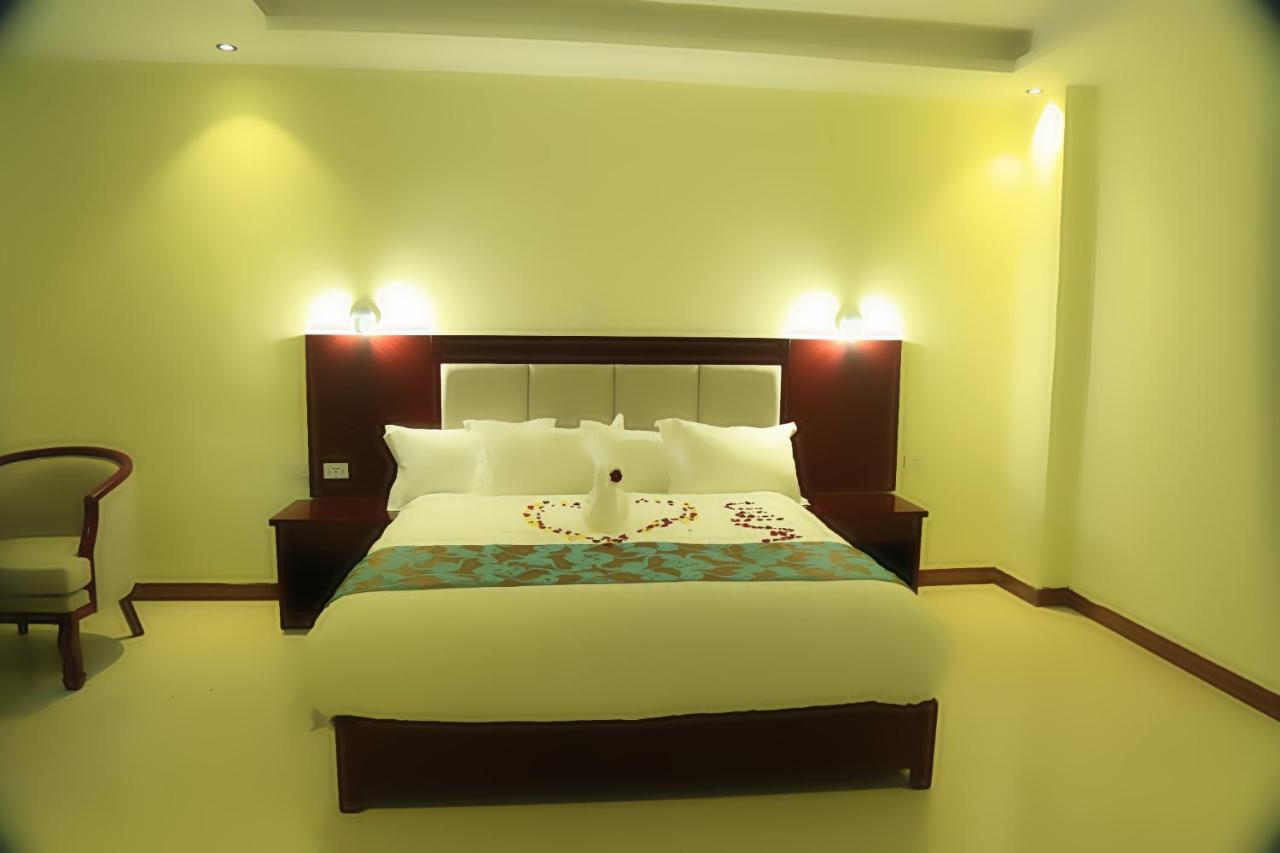 Winn Hotel - Бахир Дар Екстериор снимка