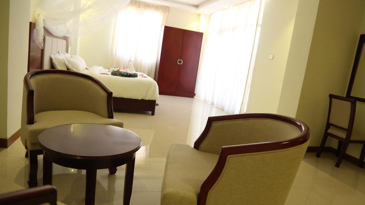 Winn Hotel - Бахир Дар Екстериор снимка
