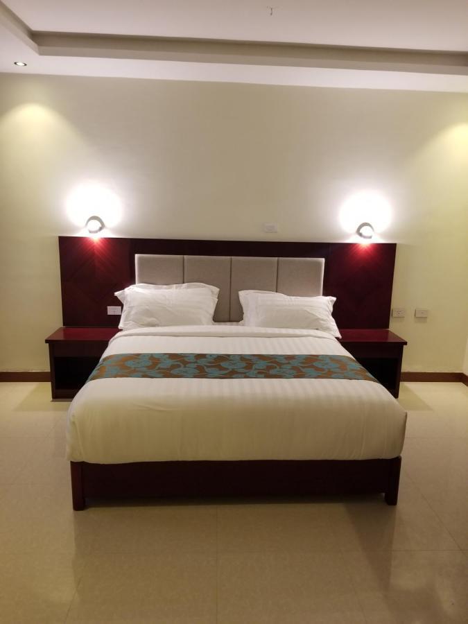 Winn Hotel - Бахир Дар Екстериор снимка